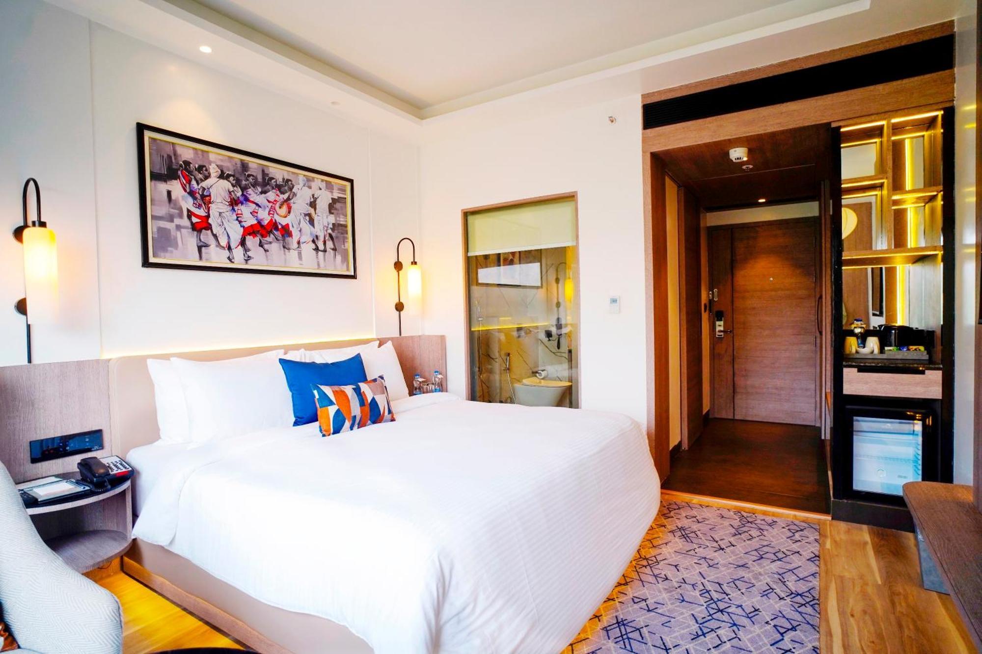 Ishaan Sarovar Portico دوغار المظهر الخارجي الصورة