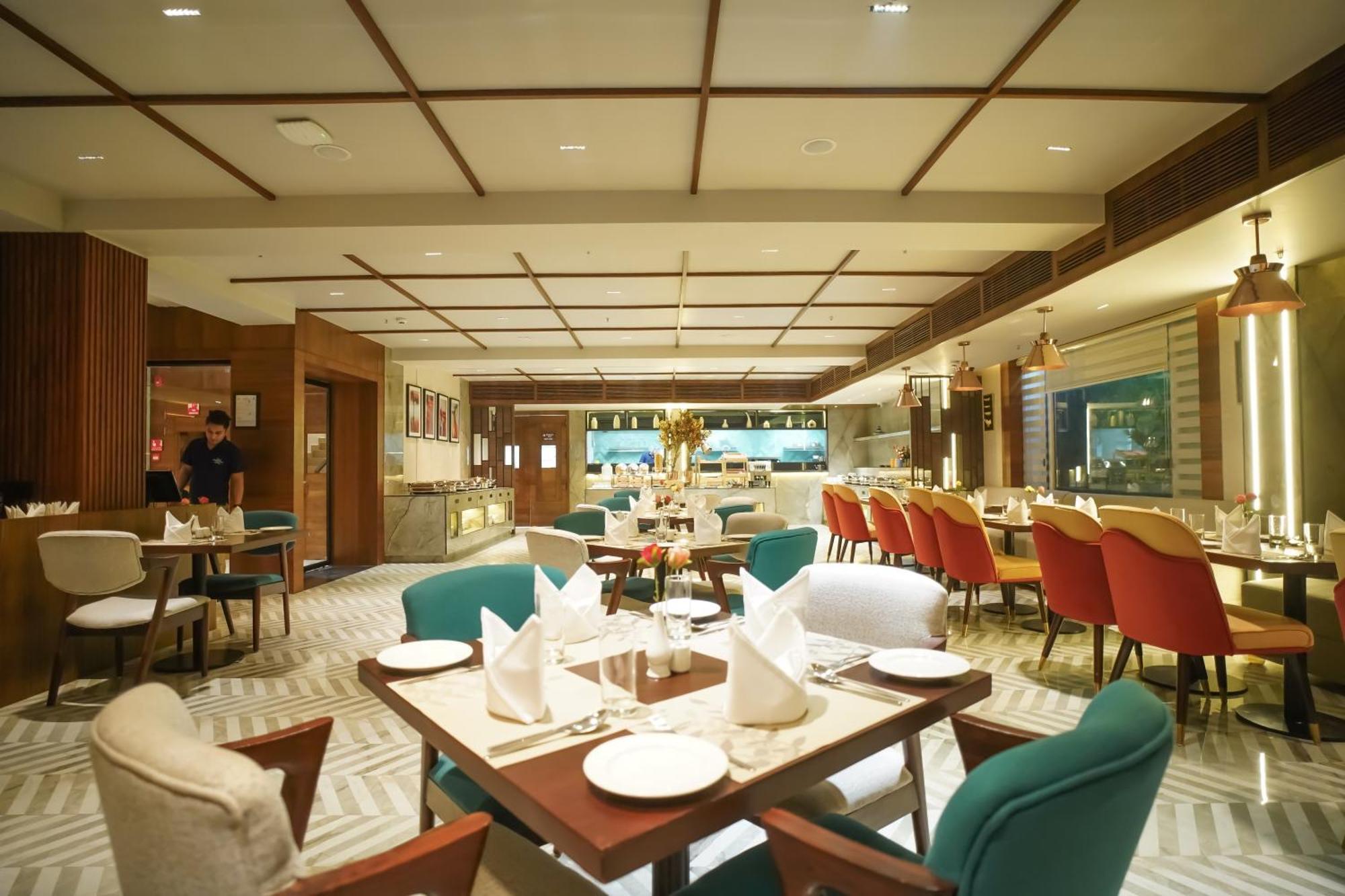 Ishaan Sarovar Portico دوغار المظهر الخارجي الصورة