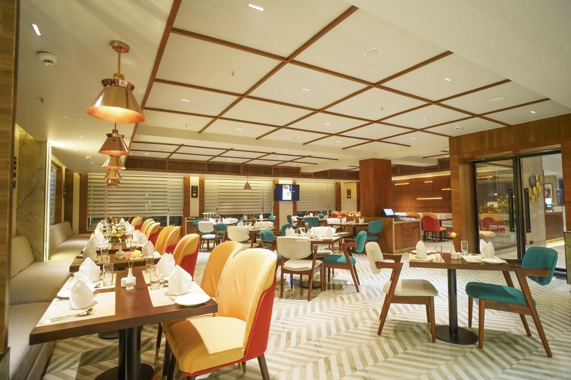 Ishaan Sarovar Portico دوغار المظهر الخارجي الصورة